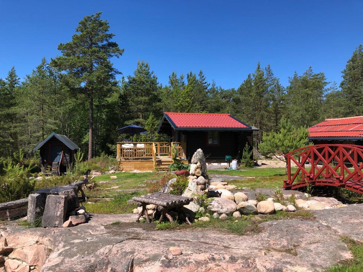 Timber Cottages With Jacuzzi And Sauna Near Lake Vaenern คาร์ลสตัด ภายนอก รูปภาพ