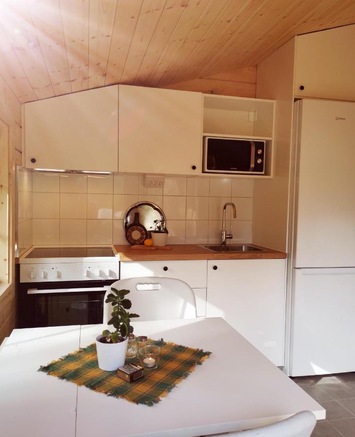 Timber Cottages With Jacuzzi And Sauna Near Lake Vaenern คาร์ลสตัด ภายนอก รูปภาพ