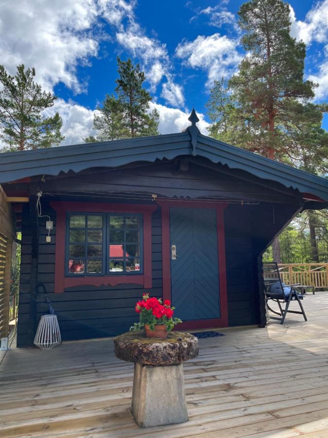 Timber Cottages With Jacuzzi And Sauna Near Lake Vaenern คาร์ลสตัด ภายนอก รูปภาพ
