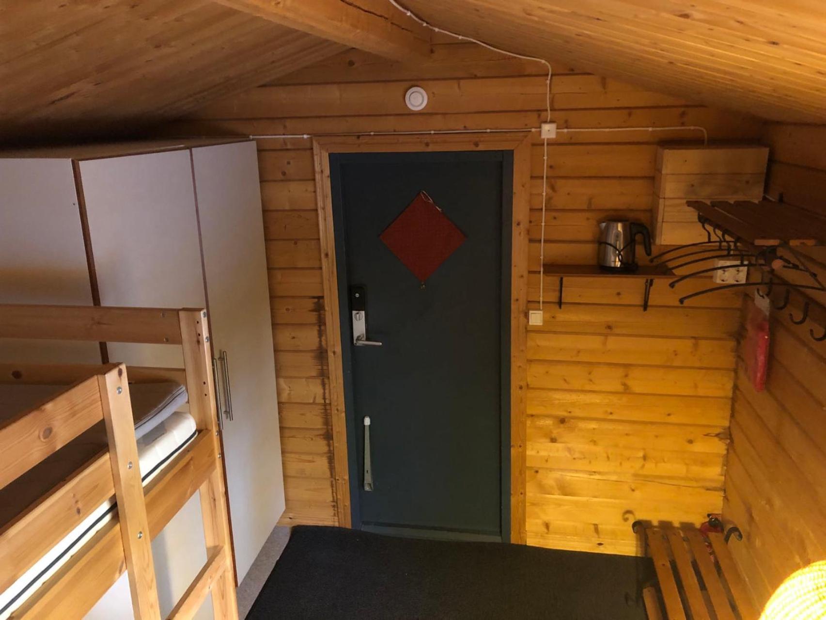 Timber Cottages With Jacuzzi And Sauna Near Lake Vaenern คาร์ลสตัด ภายนอก รูปภาพ